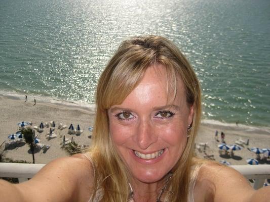 Photo of Joy L.