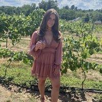 Photo of Adina H.