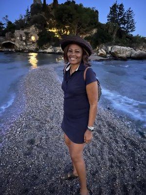 Photo of Monica L.