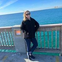Photo of Laura H.