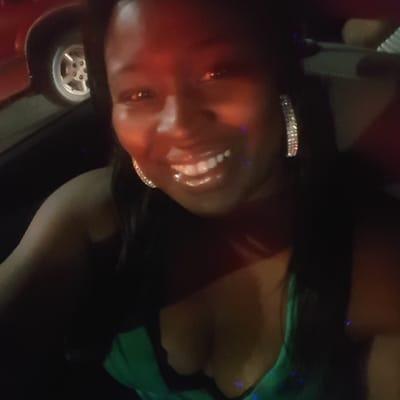 Photo of Lynnette G.