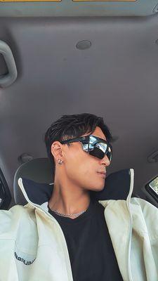 Photo of Kevin L.