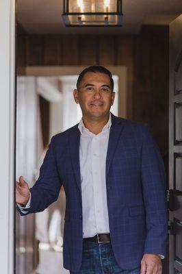 Photo of Aaron J.