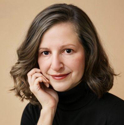 Photo of Lisa F.