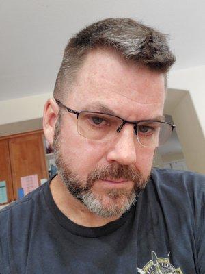 Photo of Eric L.