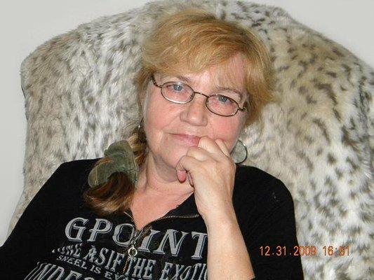 Photo of Lora D.
