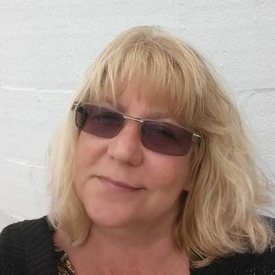 Photo of Donna E.