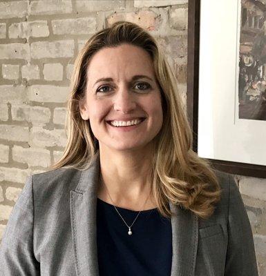 Photo of Jyll R.