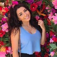 Photo of Roxanne O.