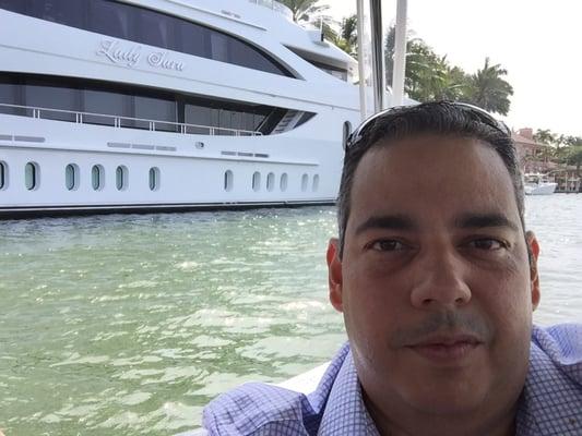 Photo of Efrain V.