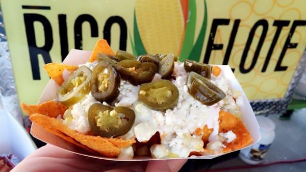 Nachos Recargados with Salsa Verde