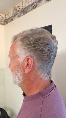 Men's hairstyling $25