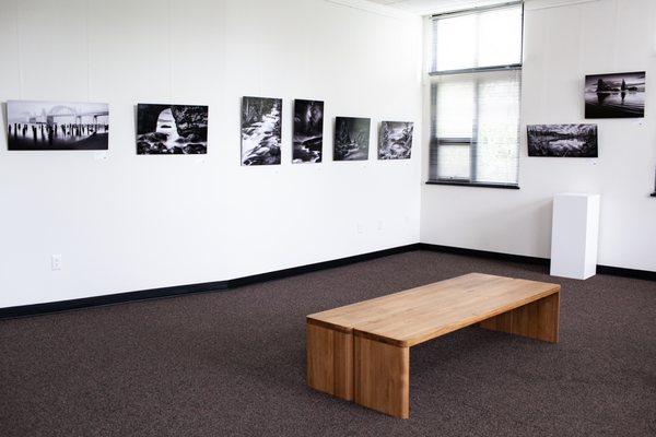 Gallery space, Don Dexter Gallery
Works by Mark S. Anderson (July-Sept 2023)