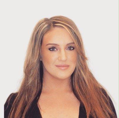 Kristina Agashkov - Kelly Right Real Estate