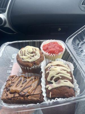 Turtle Brownie, Mini Cheesecake, Raspberry White Chocolate Muffin, Blueberry White Chocolate Mini-Loaf