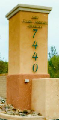 The entrance East of Oracle Rd.