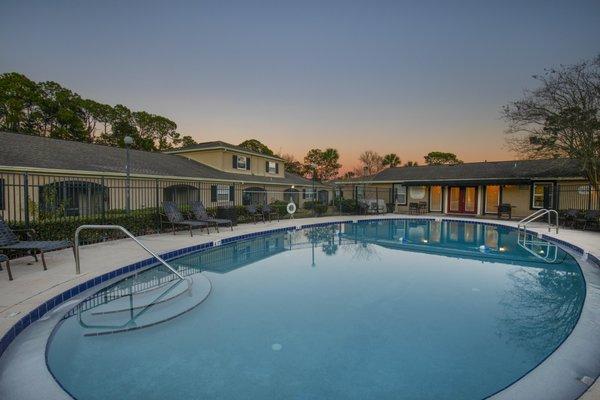 Pickwick Apartments