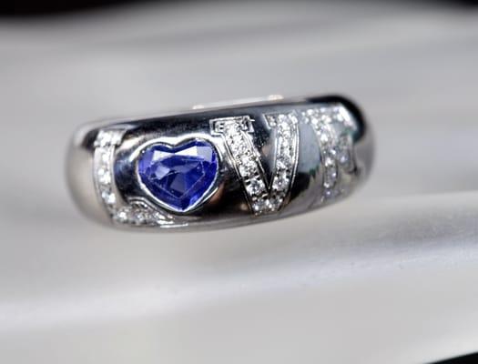 Vintage Chopard Love Ring