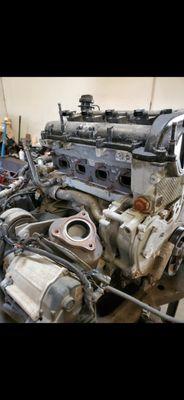 Junk engine with spray paint on it absolutely ridiculous