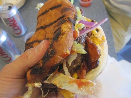 1/2 Pound Bacon Cheeseburger