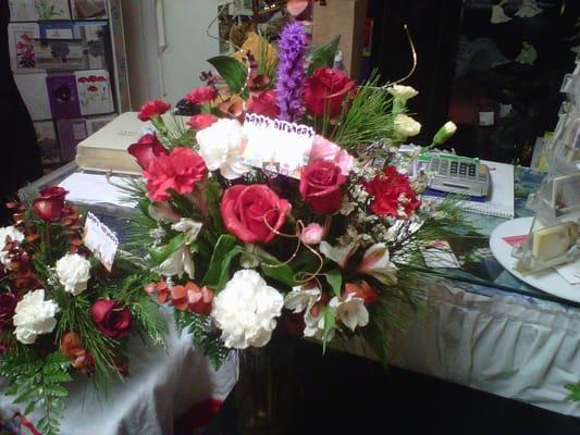 254-535-9484 Hill Country Flowers & Gifts