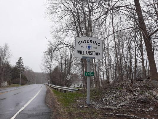 Entering Williamstown in the snow.
