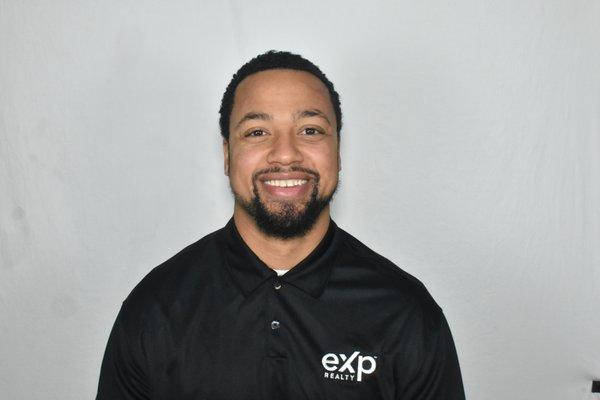 Christopher Massey - Exp Realty