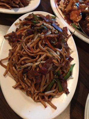 Bacon lo mein