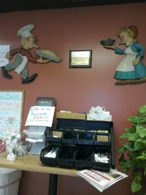 Small but homie. Feels like I'm ordering from my mom.