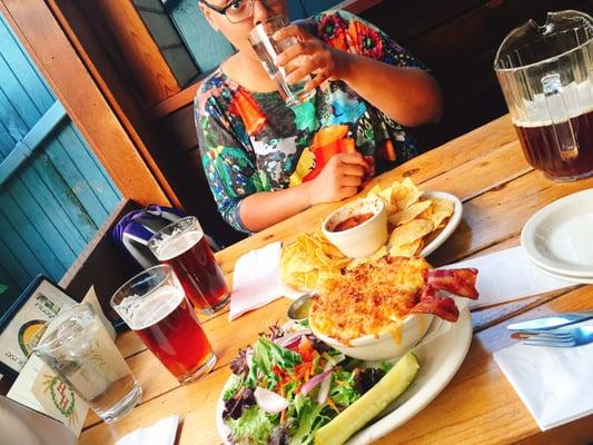 Chips and salsa and the Mac n cheese