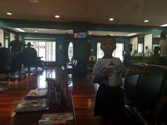 Classy ambiance for a barbershop you can tell by it used to be a beauty salon. Professional and decent customer service when you walk in.