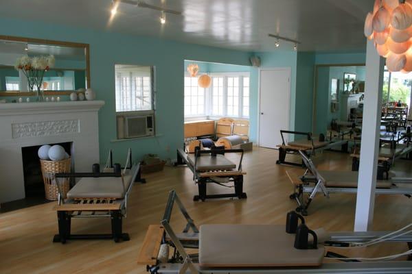 Pilates classes on the reformer
