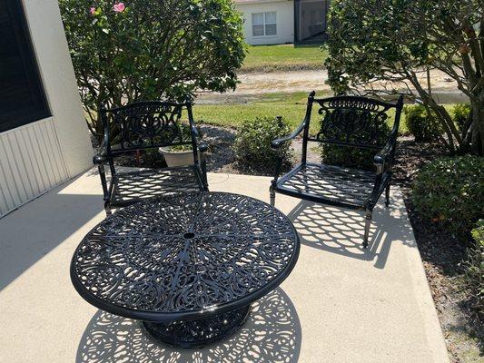 Patio furniture after painting.