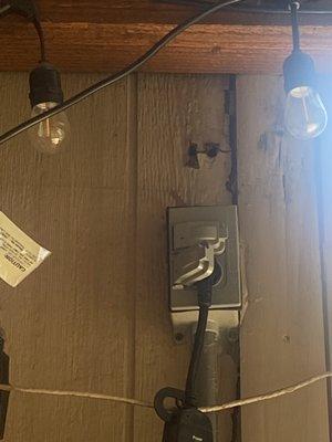 CM Paint & Home Improvement