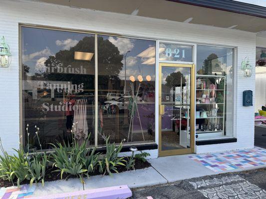 Body & Sol Spray Tanning