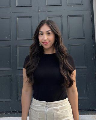 Hi everyone! My name is Isabel Rosario, your local Chicagoland realtor. I'm here to help you buy, sell, invest, or rent. Hablo español!