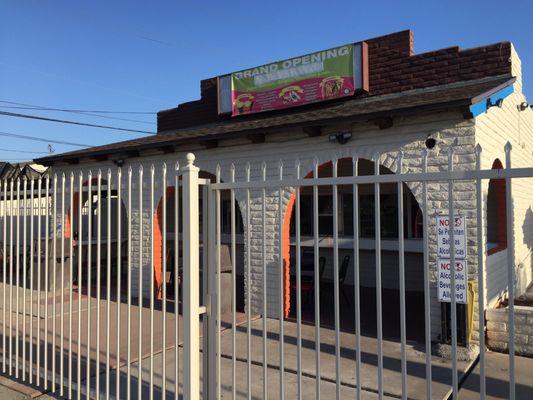 Hours are open but gate is closed and it's dark and no ones here?