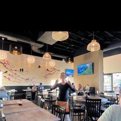 The Restaurant and great service!