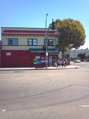Cille's market & liquor store!