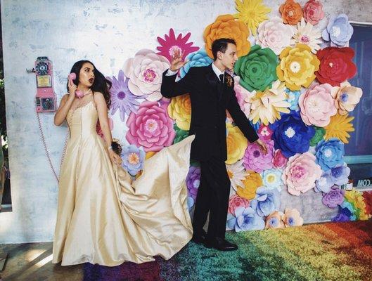 Some kids that did their prom photos there!