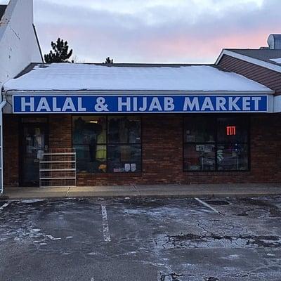 More storefront photo action