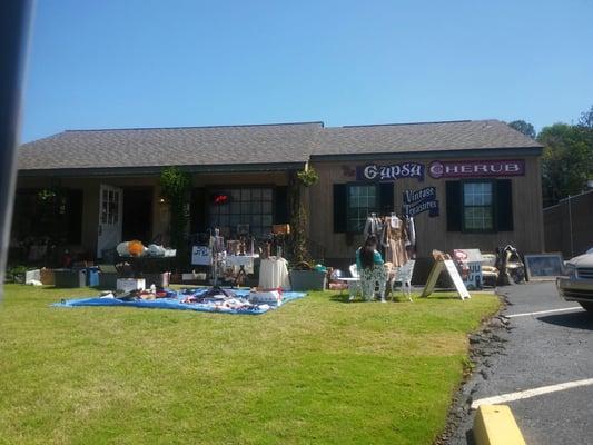 Lots of good finds...treasures to be found. Very nice owner.