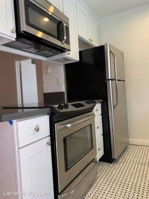 Larrabee Square Apartments