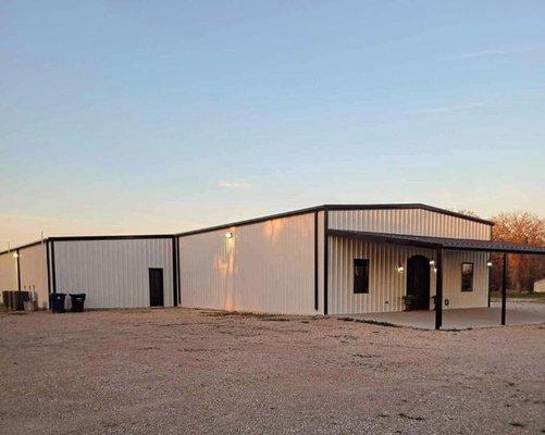 Los Tres Potrillos Event & Hall Center