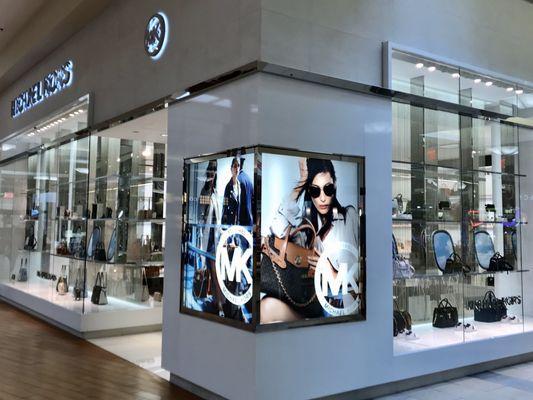 Michael Kors Store