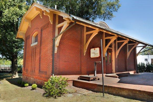 Maier & Warner Public Relations