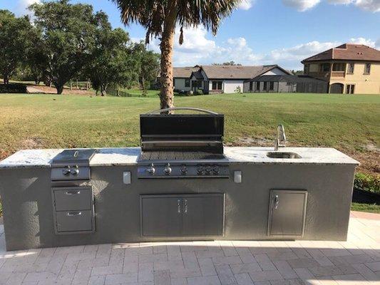 Creative Outdoor Kitchens