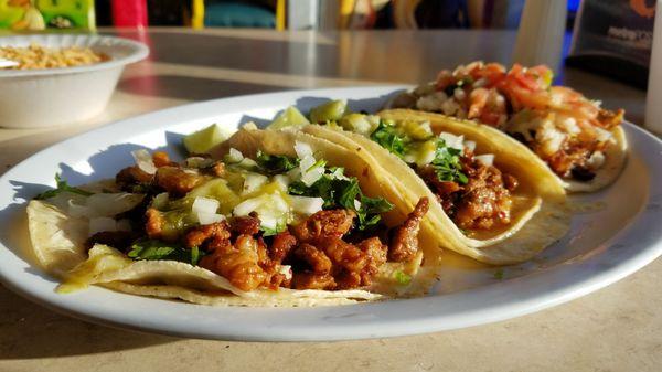 Looks deceiving. Look at my other grease plate photo