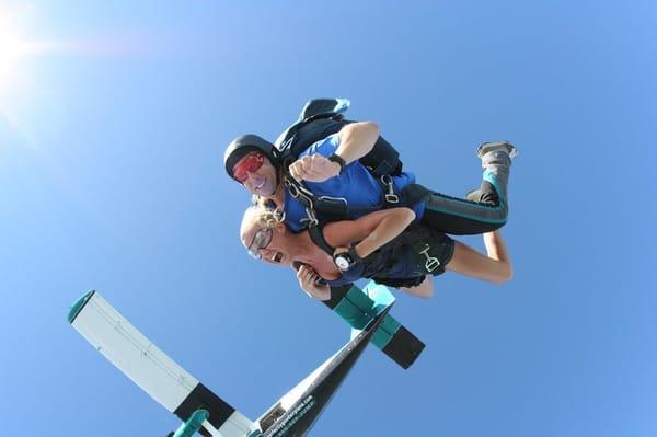 Doug exits the DeHavilland Twin Otter with his tandem student.