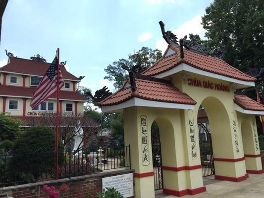 Chua Giac Hoang Buddhist Temple